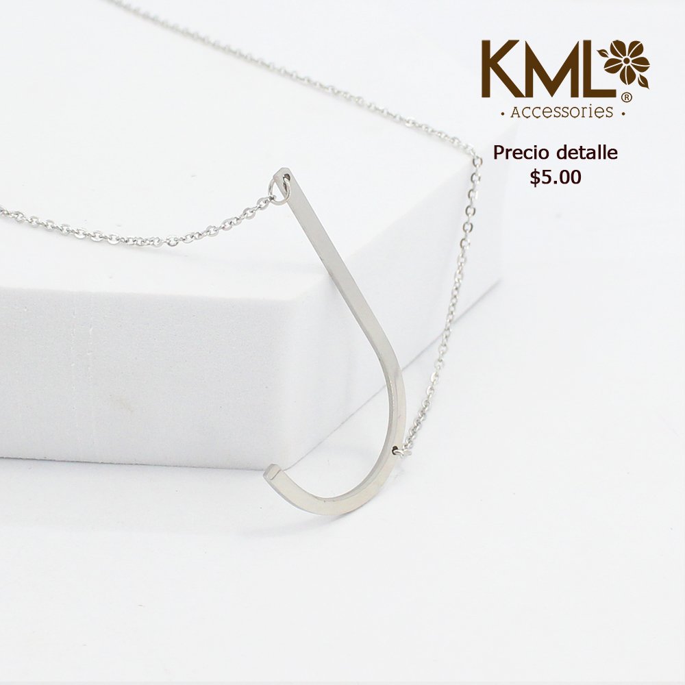 COLLAR PLATEADO J