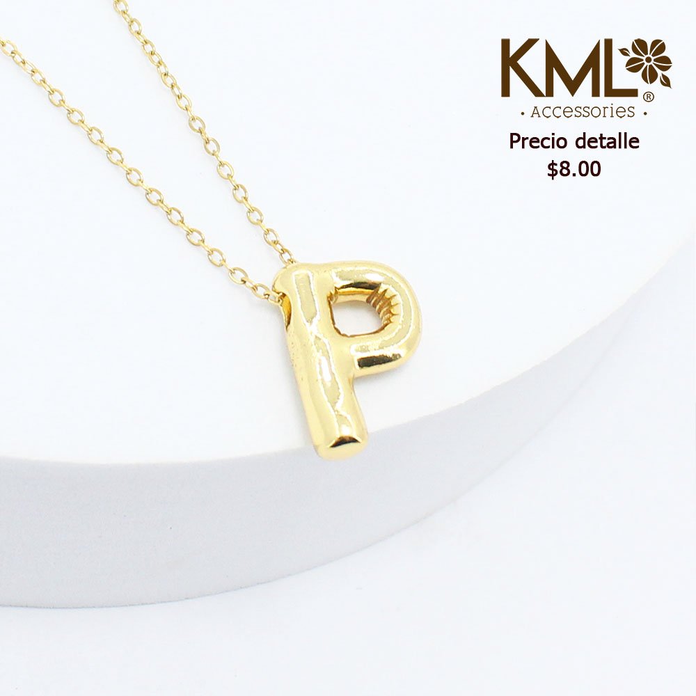 COLLAR DORADO LETRA P