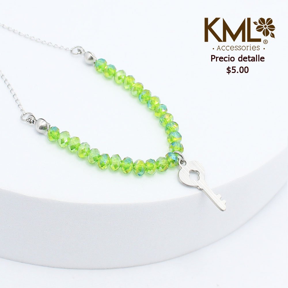 TOBILLERA PIEDRAS VERDES ,DIJE LLAVE