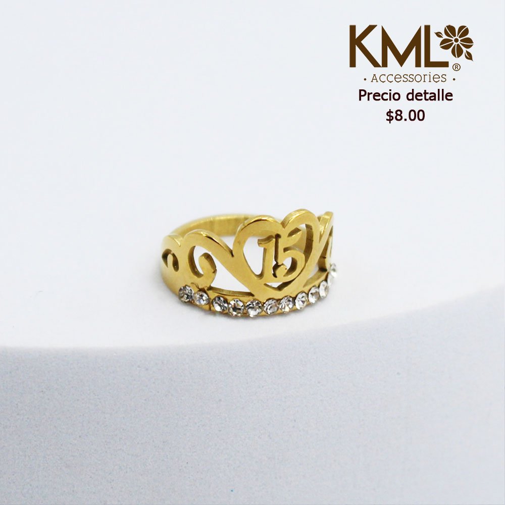 ANILLO 15 AÑOS CORAZÓN CIRCONES BLANCO