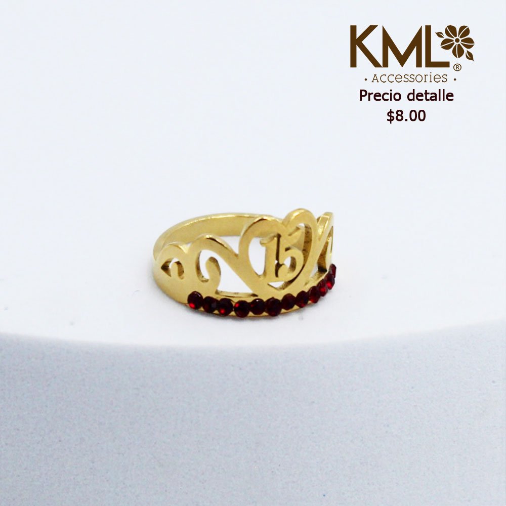 ANILLO 15 AÑOS CORAZÓN CIRCONES ROJOS