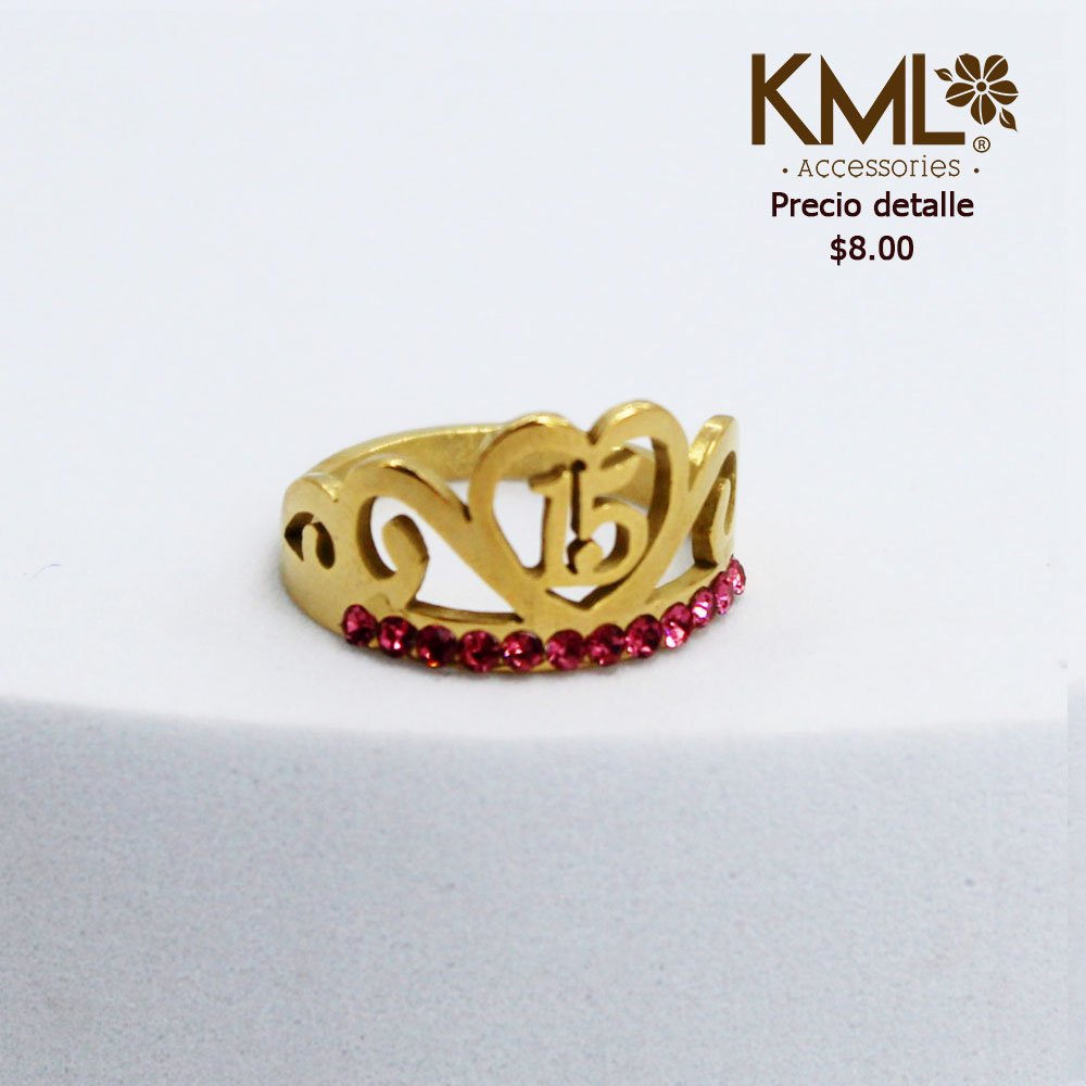ANILLO 15 AÑOS CORAZÓN CIRCONES ROSADOS